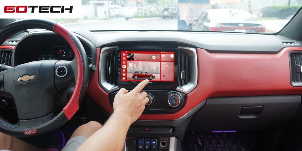 Giao diện màn hình ô tô thông minh GOTECH được lấy cảm hứng thiết kế từ Apple UI.