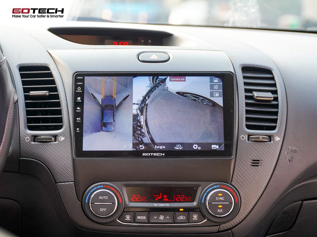 Lắp màn hình tích hợp camera 360 độ hỗ trợ hiển thị vạch đánh lái theo chiều xoay vô lăng.