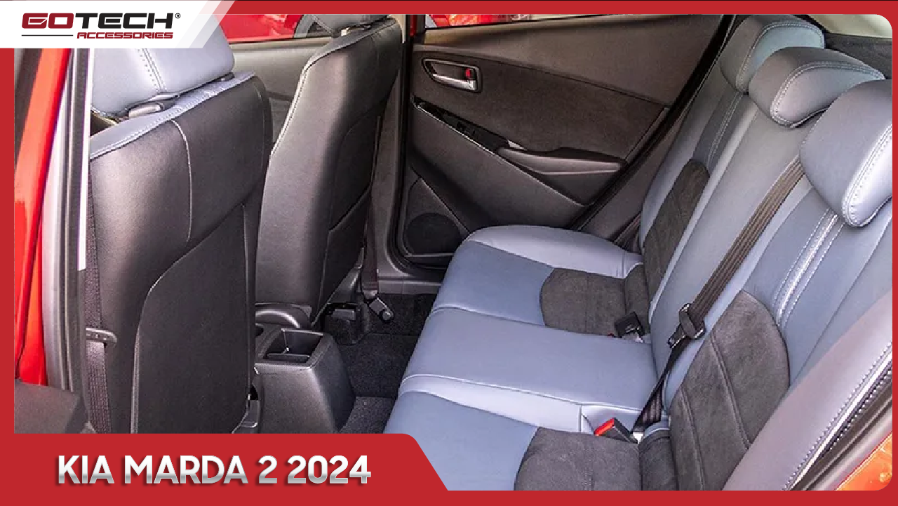 Khoang hành khách của Mazda 2 2024 không chỉ là nơi chứa những hành khách, mà còn là không gian thoải mái và tích hợp nhiều tính năng hiện đại. 