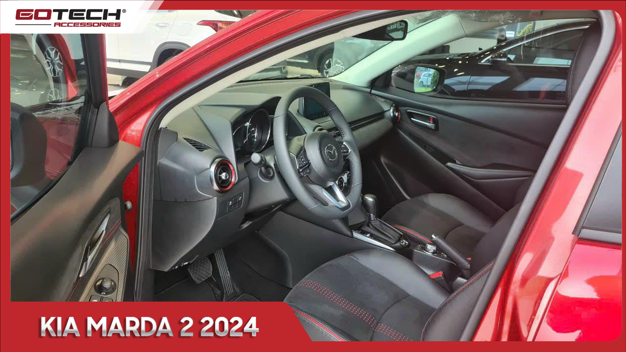 Phần khoang lái của Mazda 2 2024 không chỉ là nơi bạn ngồi khi lái xe, mà còn là không gian đẹp và thông minh, kết hợp giữa sự tinh tế và tính năng hiện đại. 