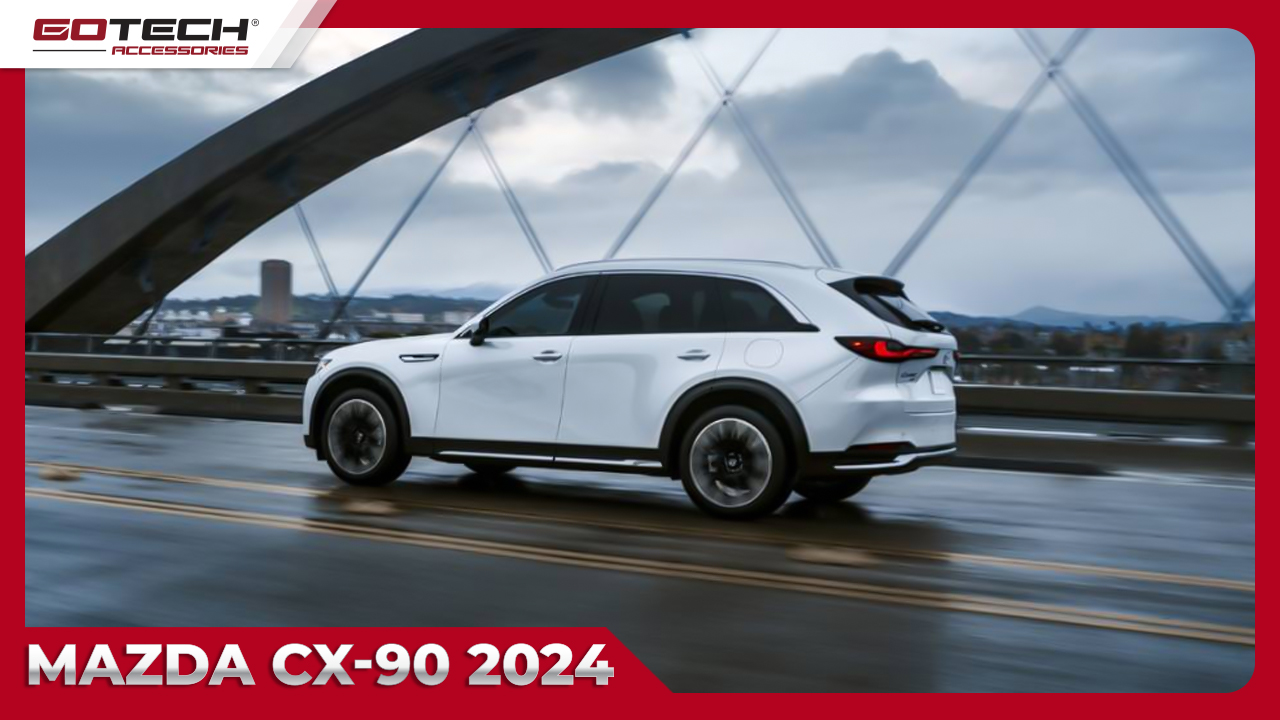 Kích thước hài hòa của Mazda CX-90 2024 tạo ra một tổng thể ấn tượng, là sự cân đối hoàn hảo giữa chiều dài, rộng và cao, đồng thời tôn lên vẻ đẹp và tính thẩm mỹ của chiếc xe.