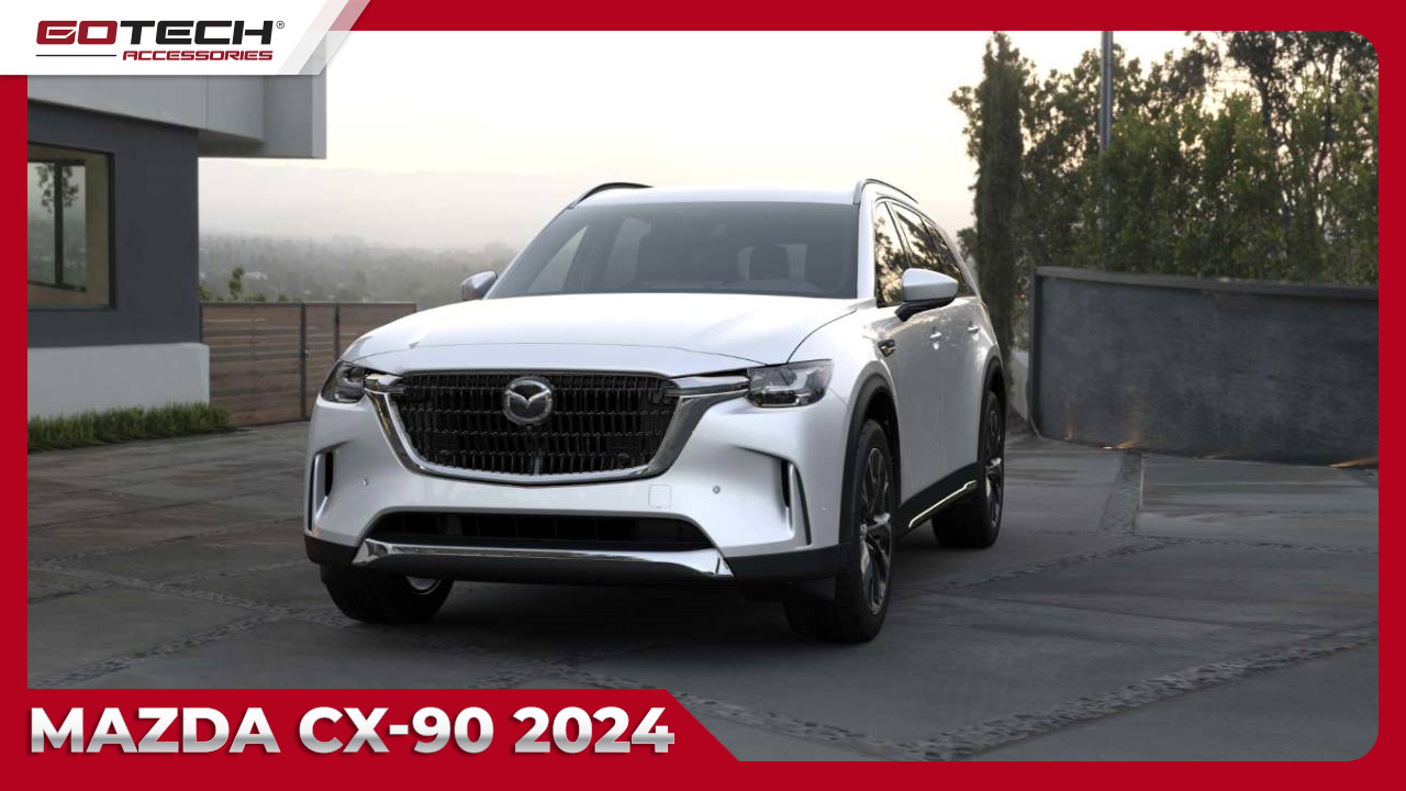 Đường cong mềm mại và chi tiết mạ crom sang trọng trên ngoại thất của Mazda CX-90 2024 tạo nên một biểu tượng đẳng cấp, kết hợp sự êm dịu và độ lịch lãm, làm nổi bật vẻ đẹp độc đáo của chiếc xe.