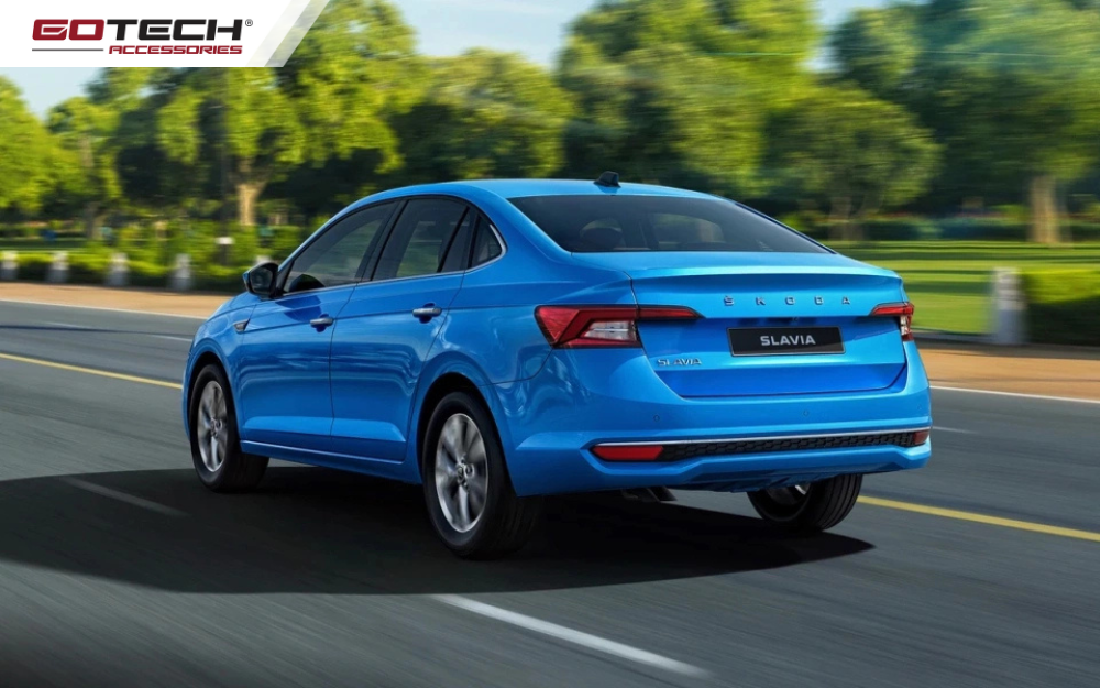 Đuôi xe Skoda Slavia 2025